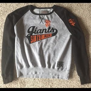 Women’s SF Giants sweater